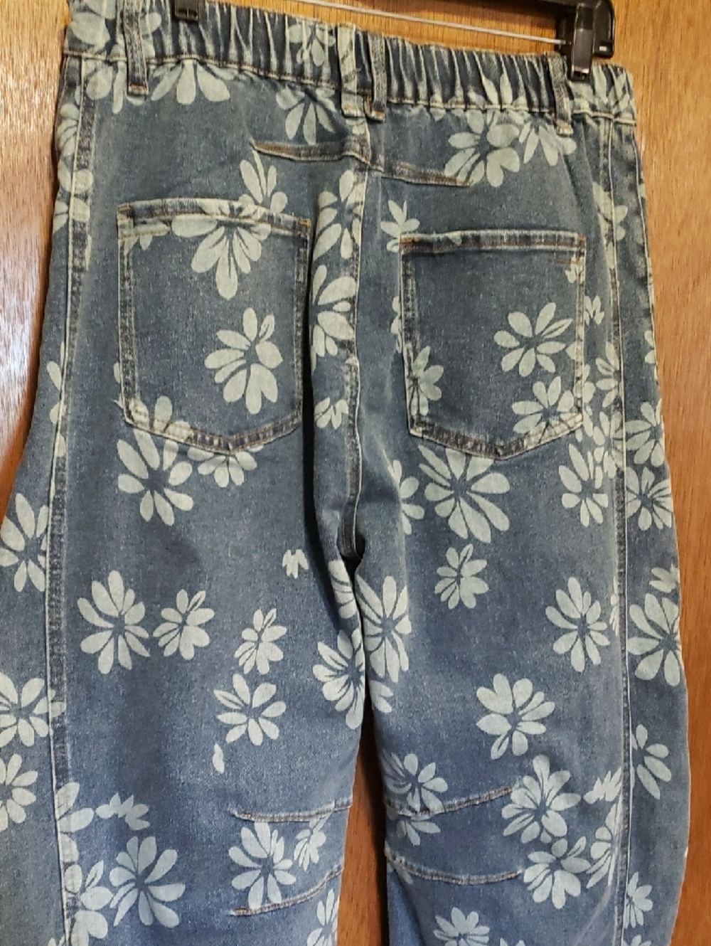 Blue Velvet Brand New Floral Barrel-Leg Denim Jeans-L - Picture 7 of 7